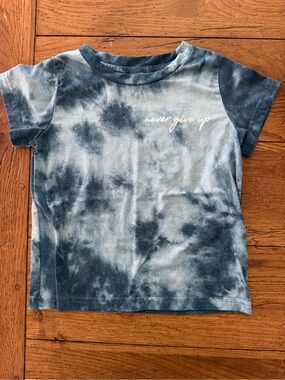 SHEIN Blue Tie-Dye Short Sleeve Tee with "never give up"